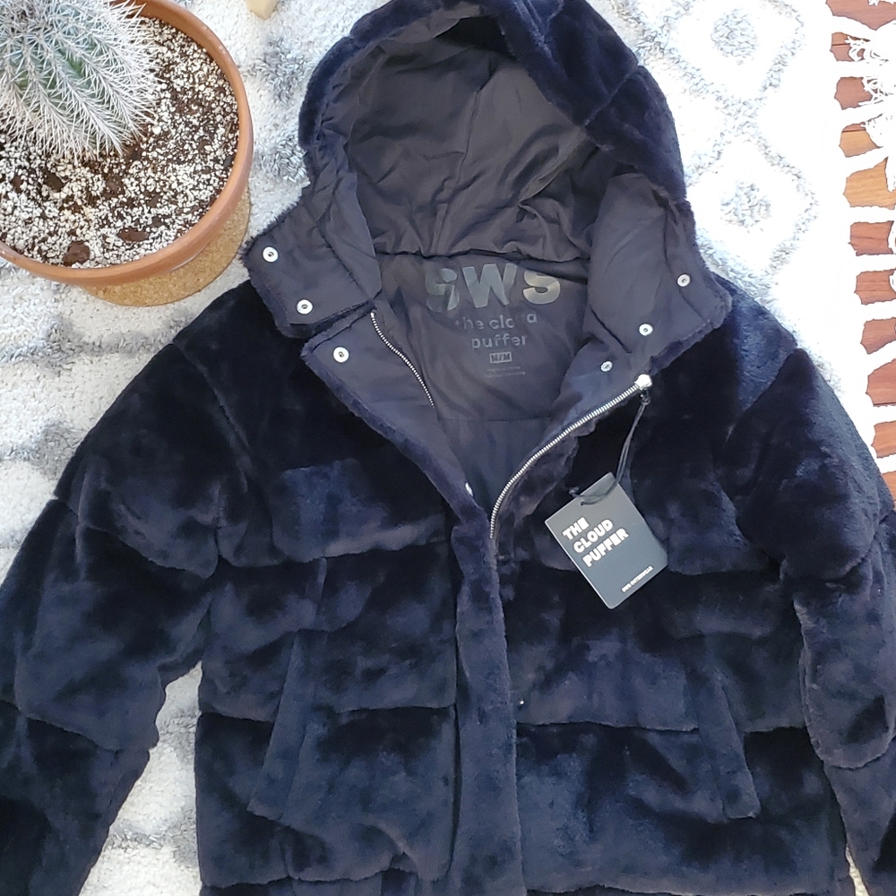 The cloud puffer jacket